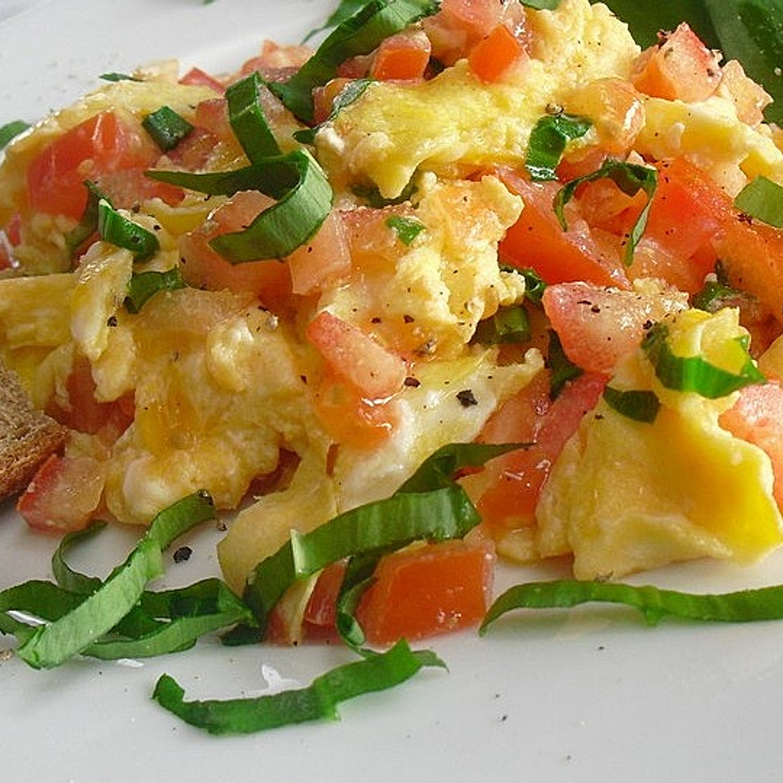 Bärlauch-Tomaten-Rührei