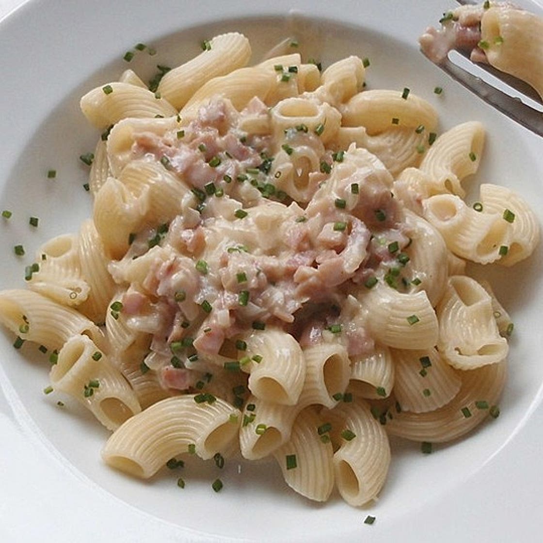 Schinken - Zwiebel - Soße