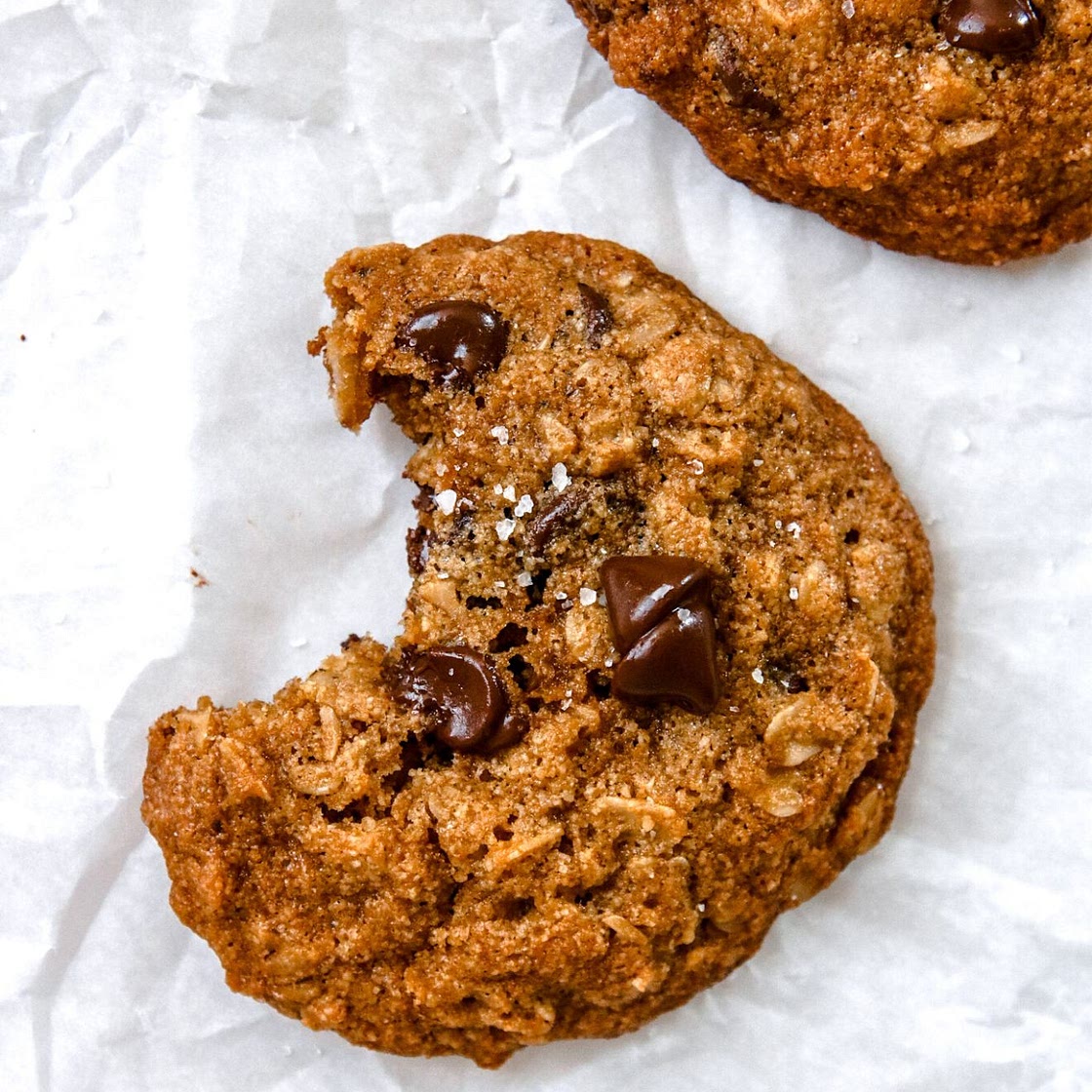 Soft & Chewy Gluten Free Oatmeal Chocolate Chip Cookies