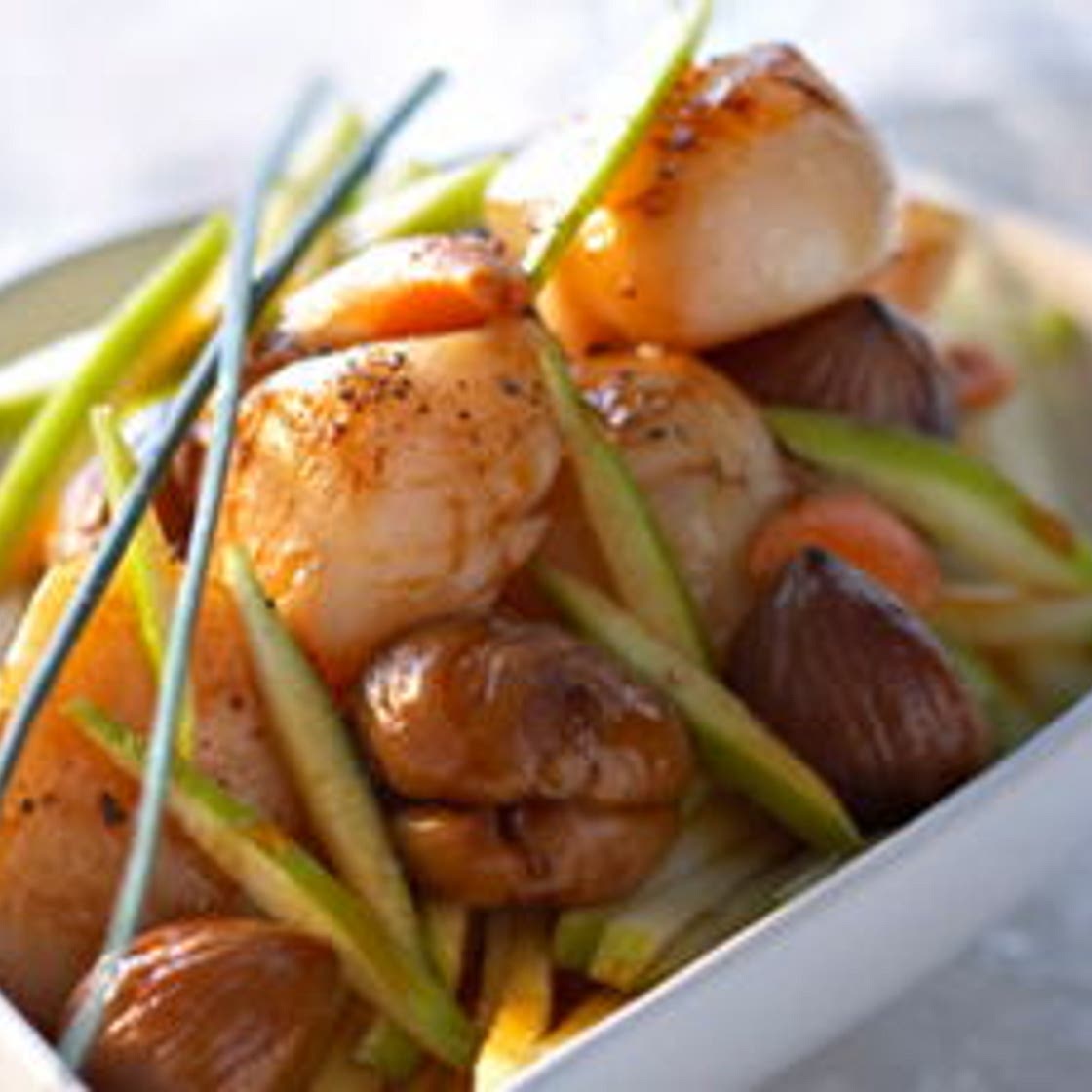 Saint-Jacques aux marrons et aux pommes