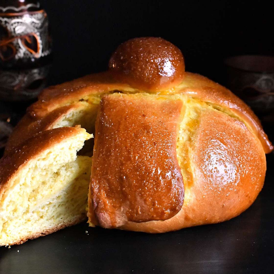 Pan de Muertos (Mexican Bread of the Dead)