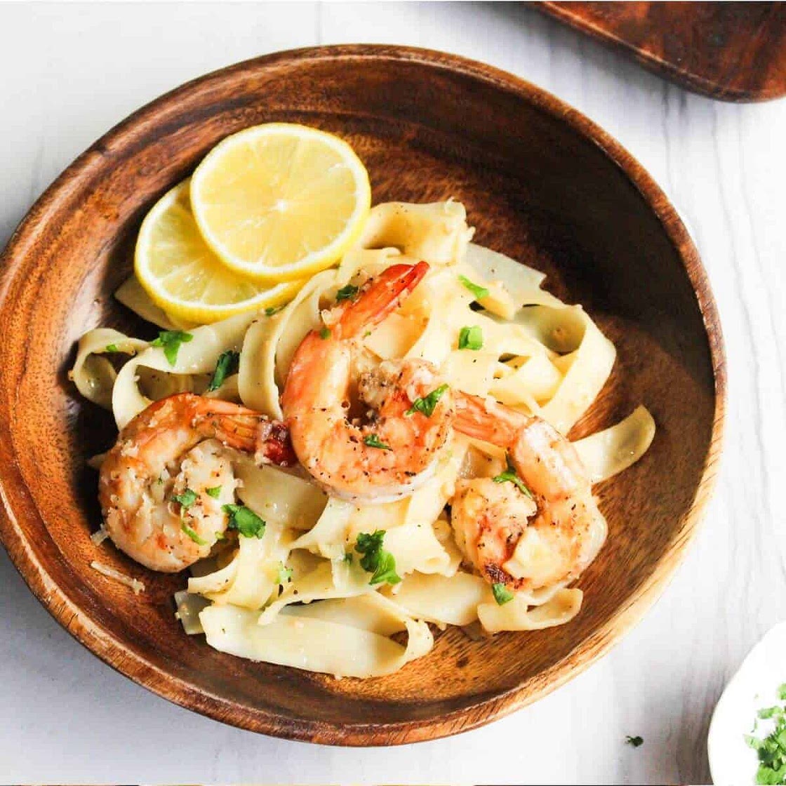 Garlic Butter Shrimp Pasta