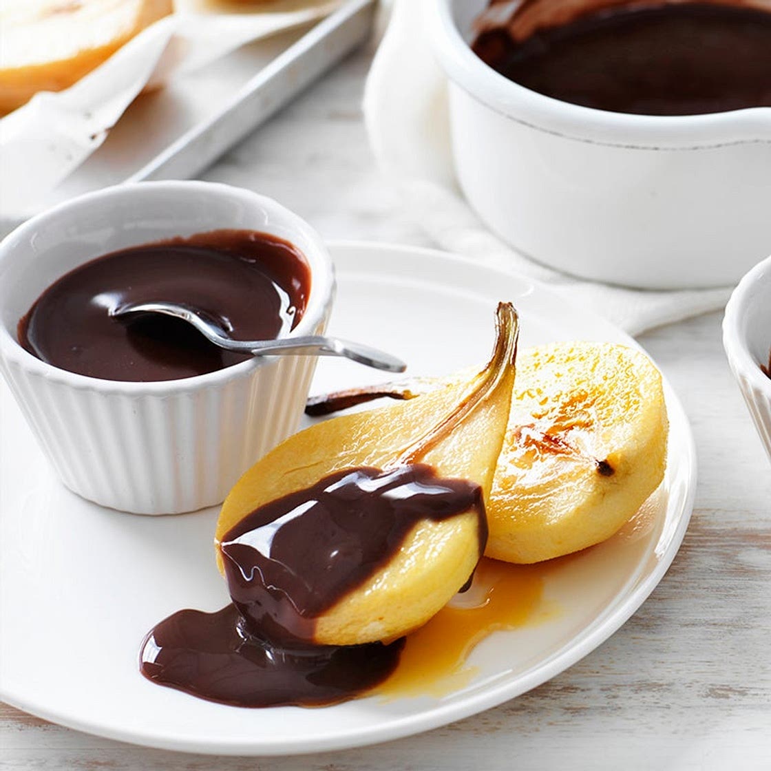 Roasted pears and chocolate sauce