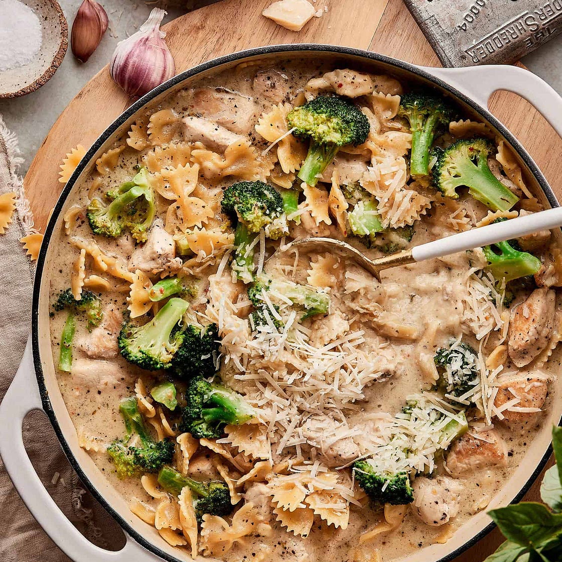 One-Pot 30 Minute Chicken Broccoli Alfredo
