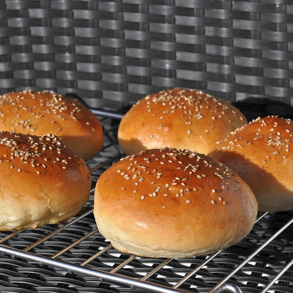 Die perfekten Hamburgerbrötchen - Brioche Burger Buns