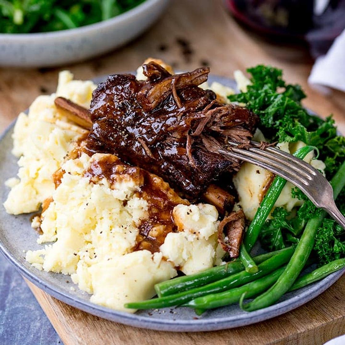 Crockpot Beef Short Ribs with Rich Gravy