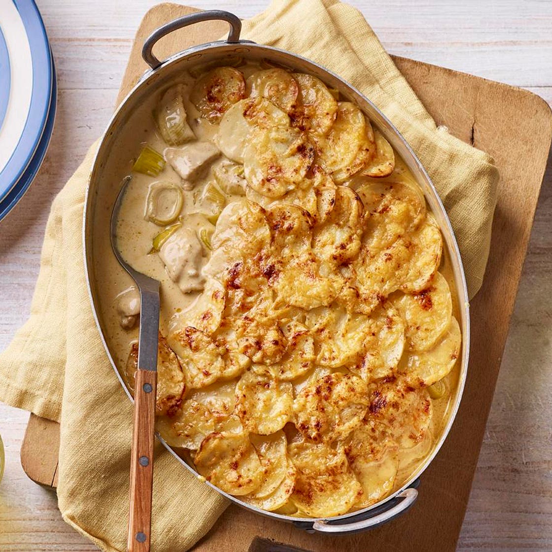 Chicken, leek and cider gratin