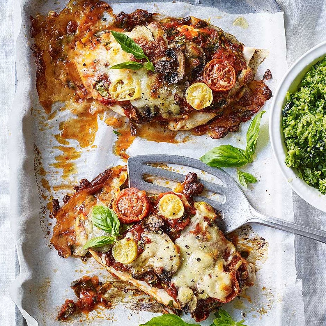 Pizza-topped chicken with broccoli smash