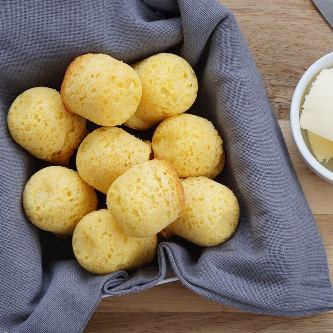 Easy Air Fryer Corn Bread Muffins