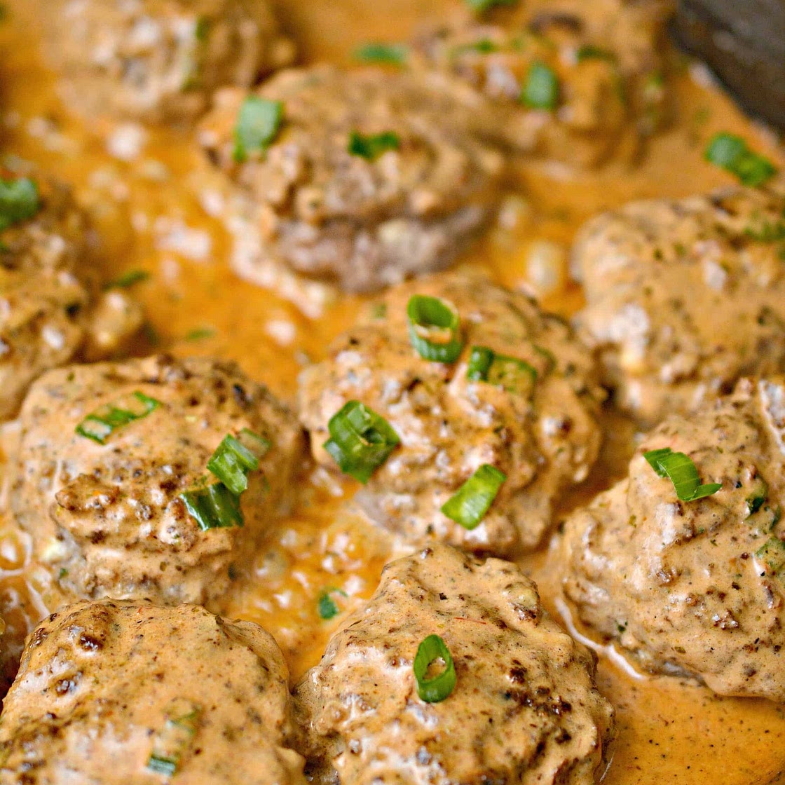 KETO FETA BURGERS WITH TOMATO CREAM SAUCE