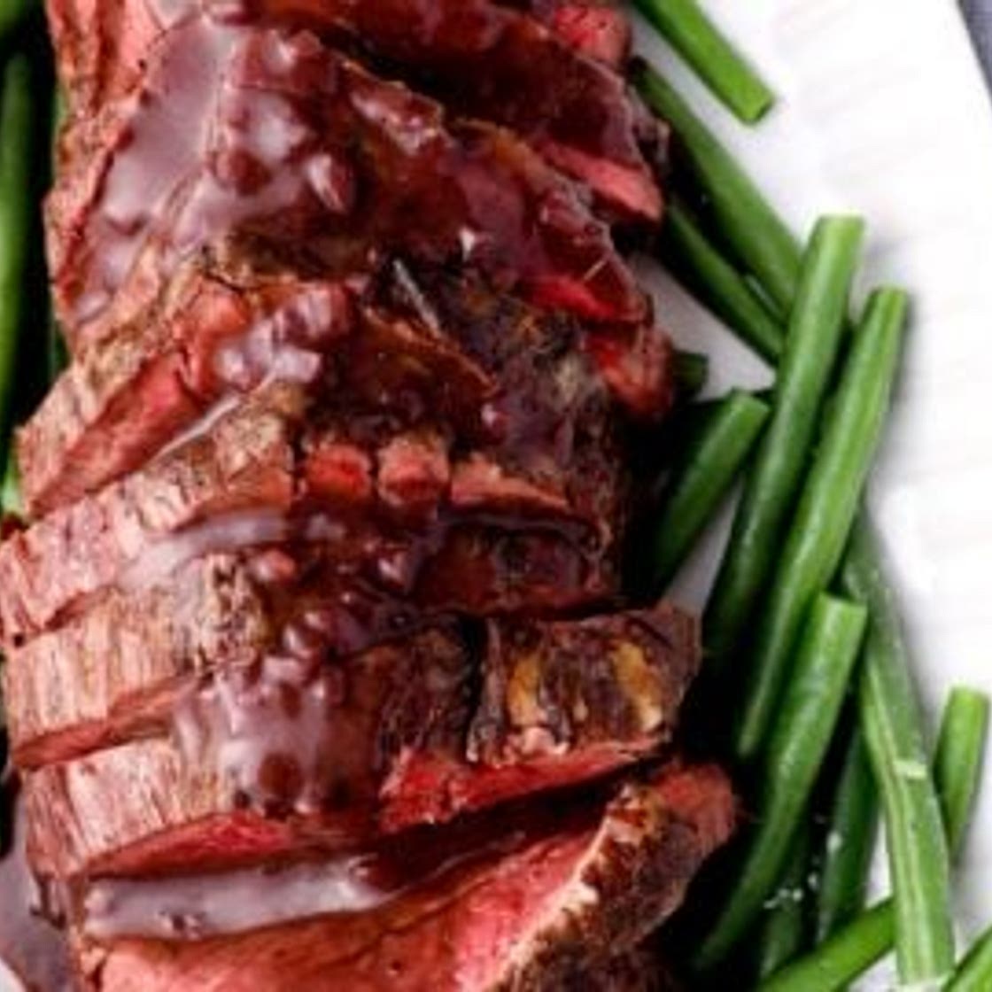 Roast Beef Tenderloin with Red Wine Sauce