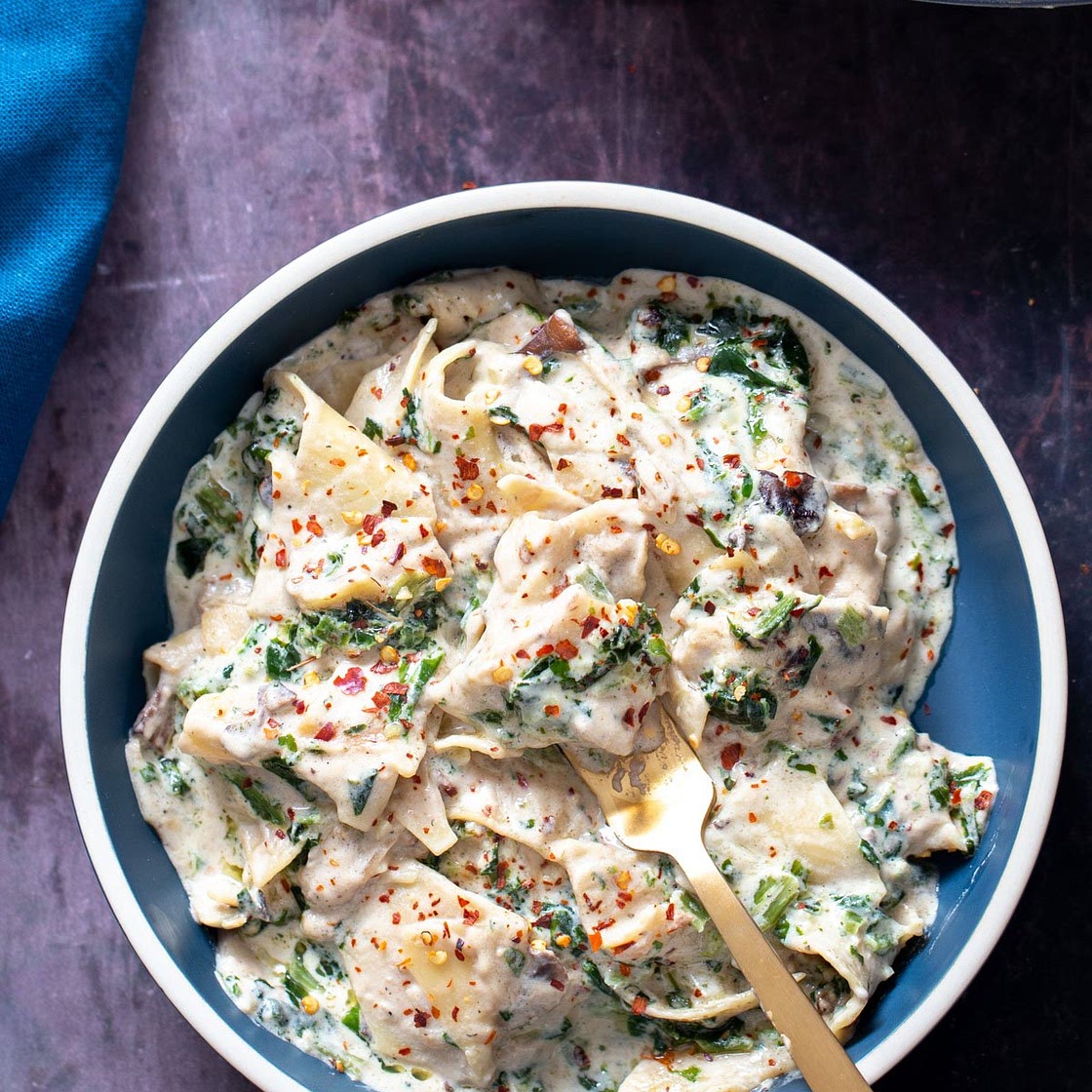 Vegan Spinach Alfredo Skillet Lasagna