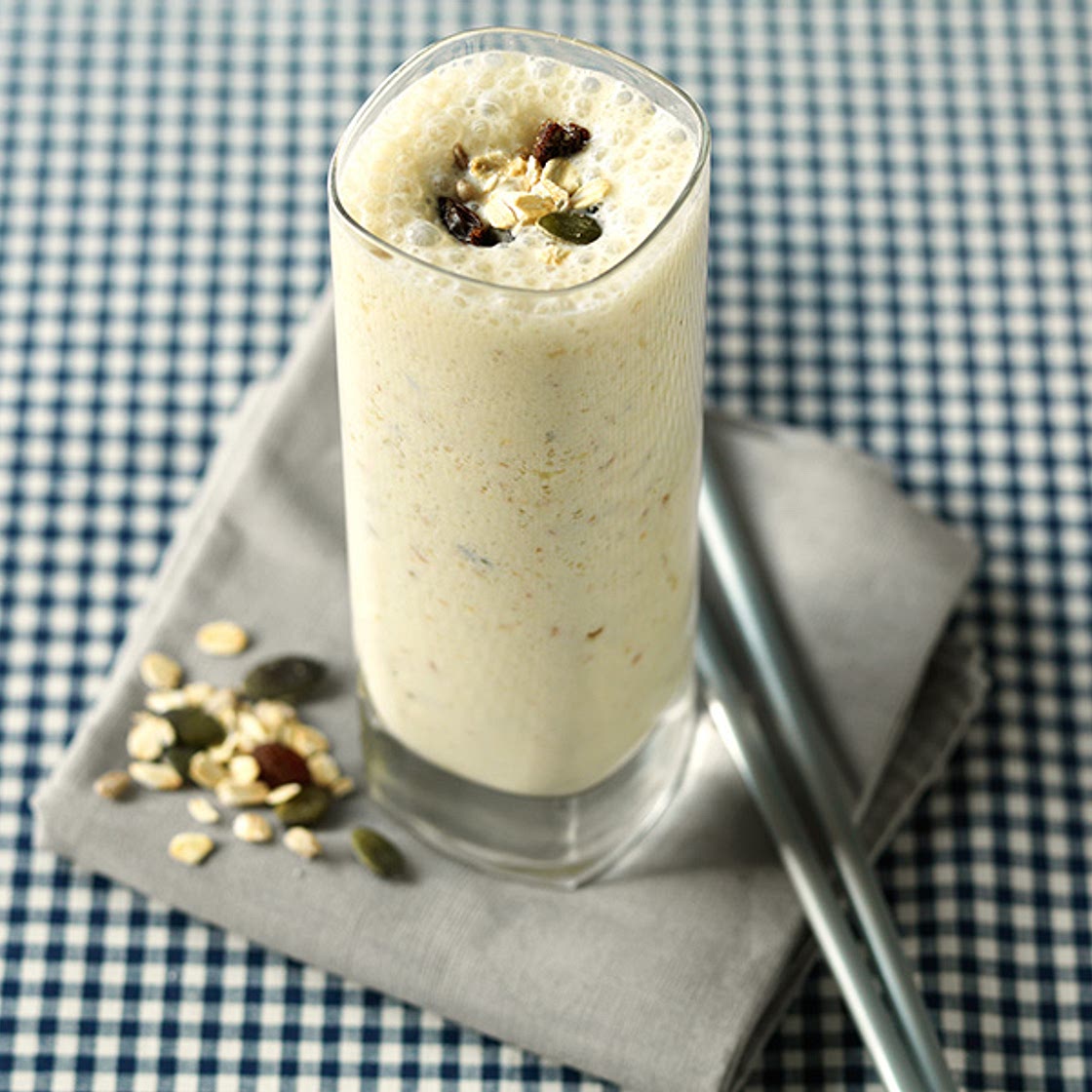 Apple and muesli smoothie