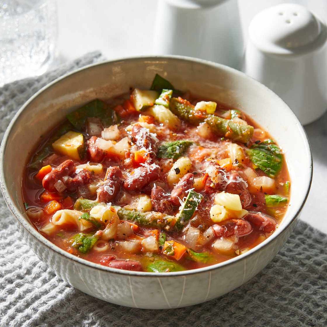 Slow Cooker Vegetarian Minestrone