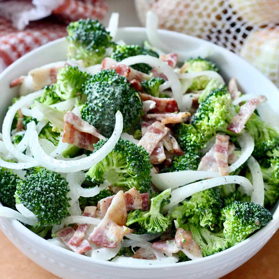 Low Carb Broccoli Ranch Salad with Bacon