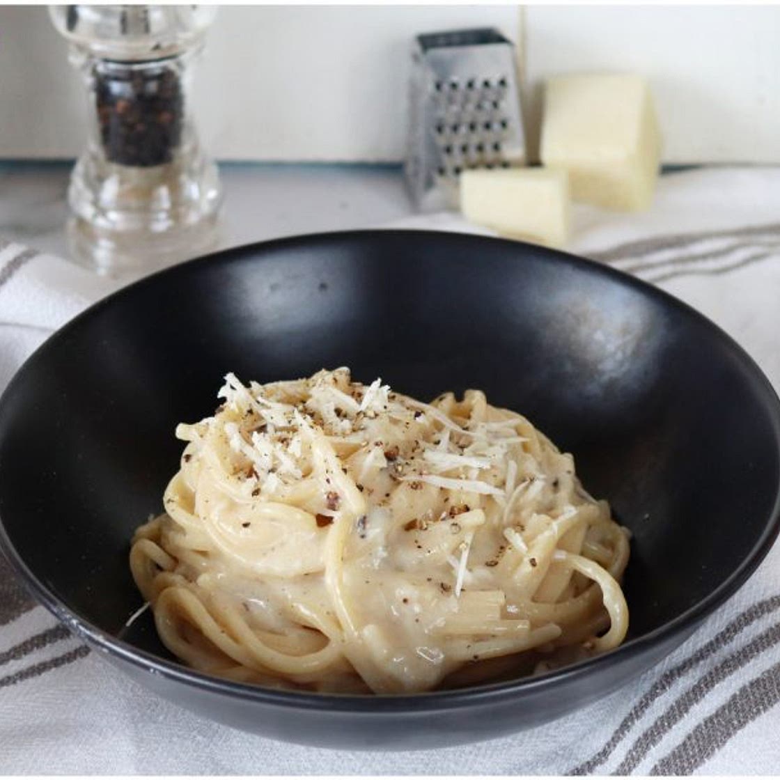 Pasta cacio e pepe