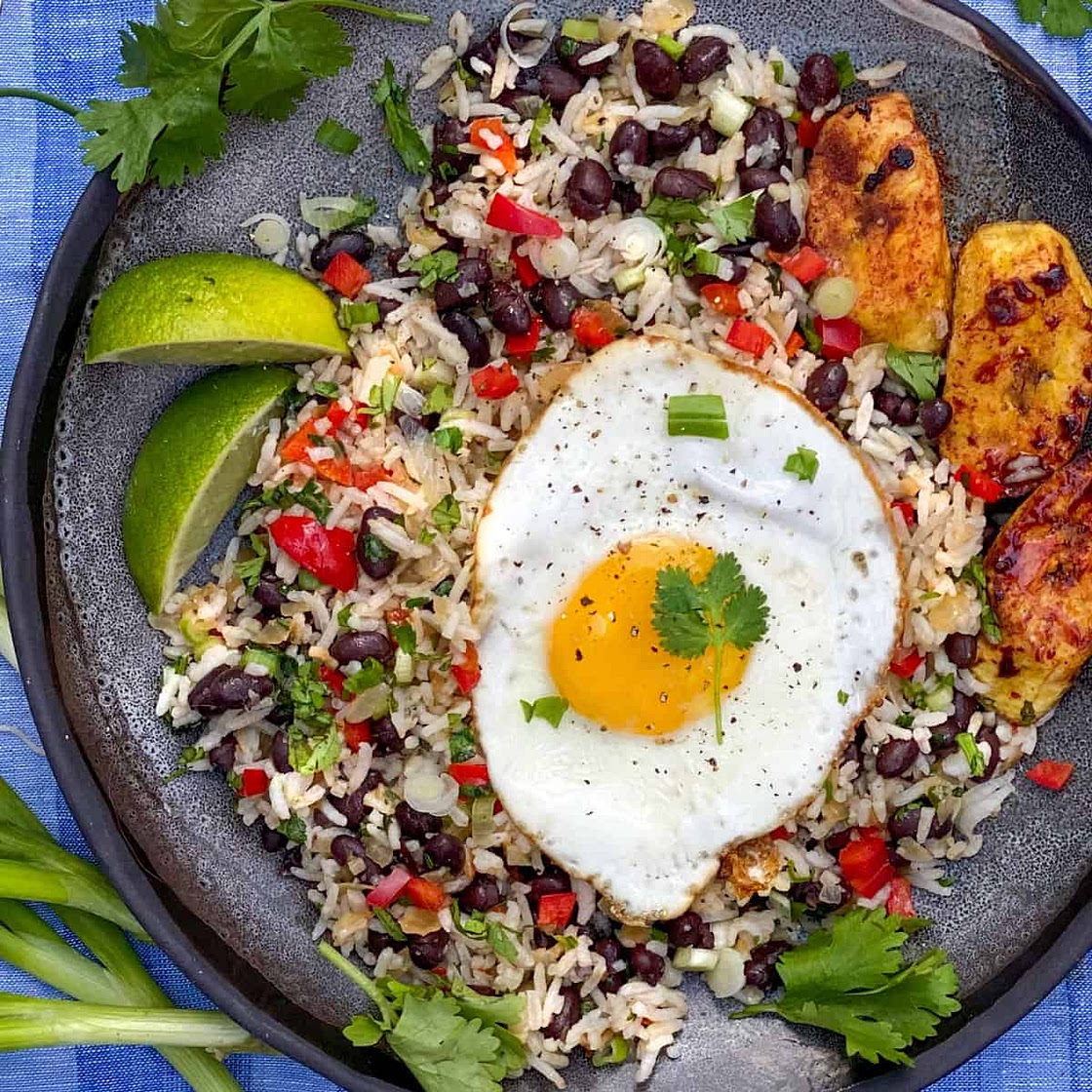 Gallo Pinto: Costa Rican Rice and Beans Breakfast