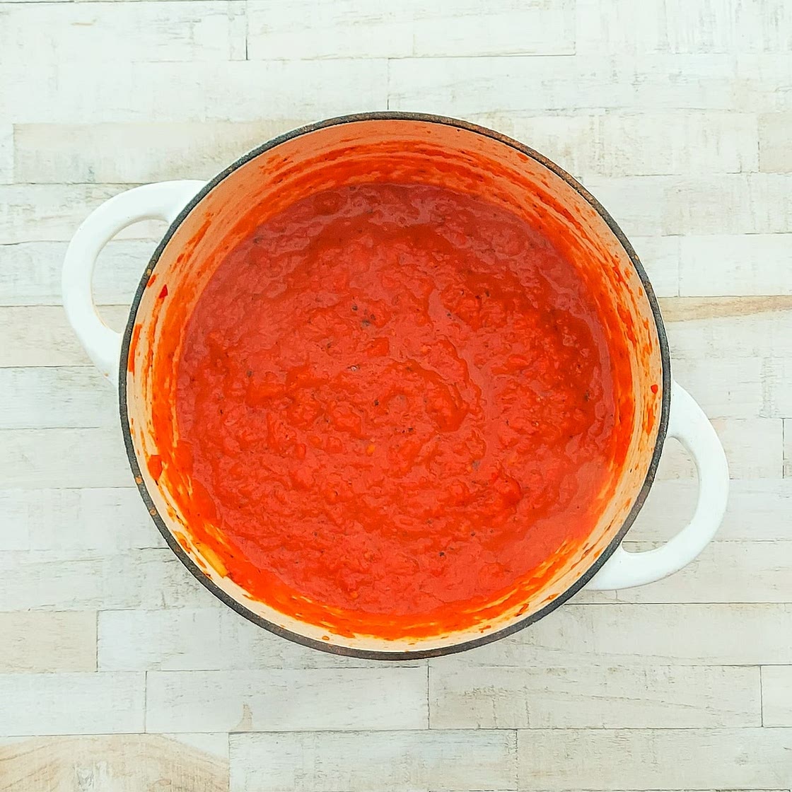 Red Pepper Sauce for Nut Roast