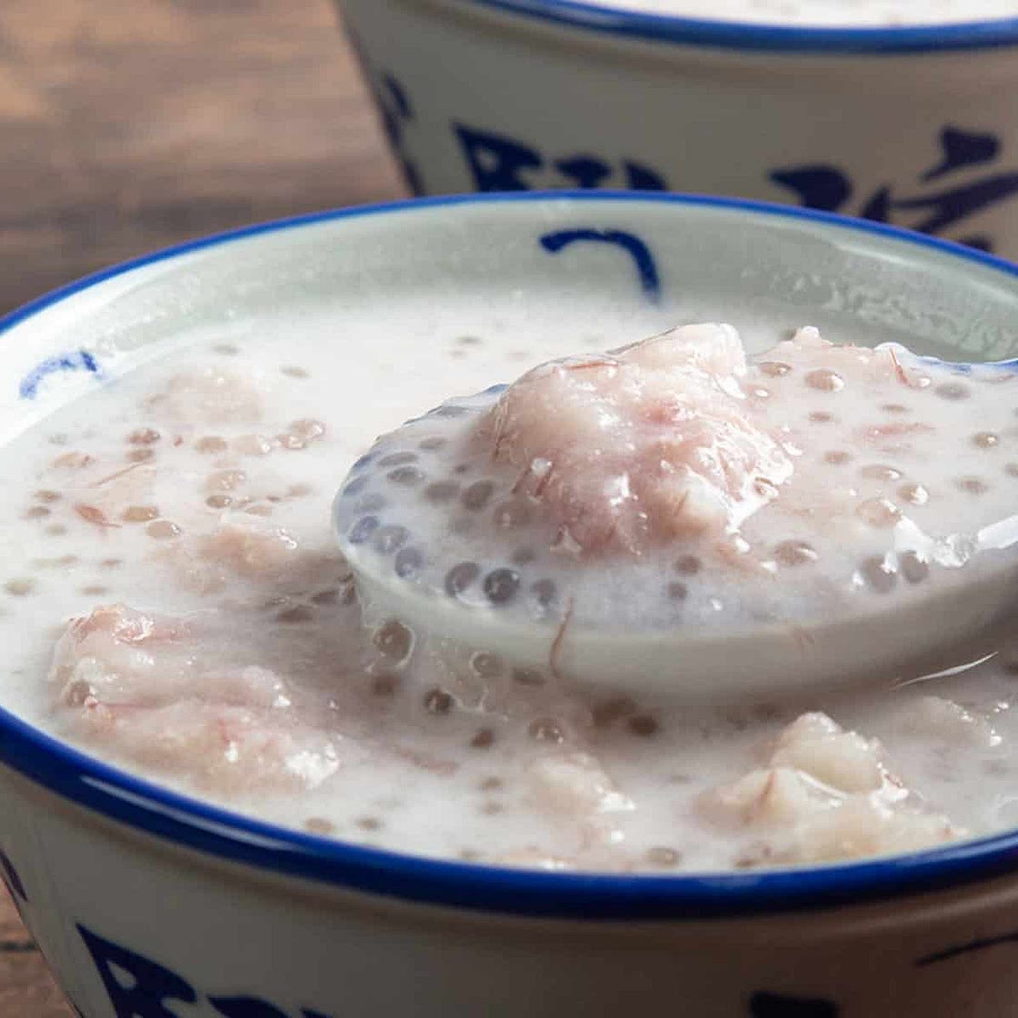 Taro Sago (芋香椰汁西米露)