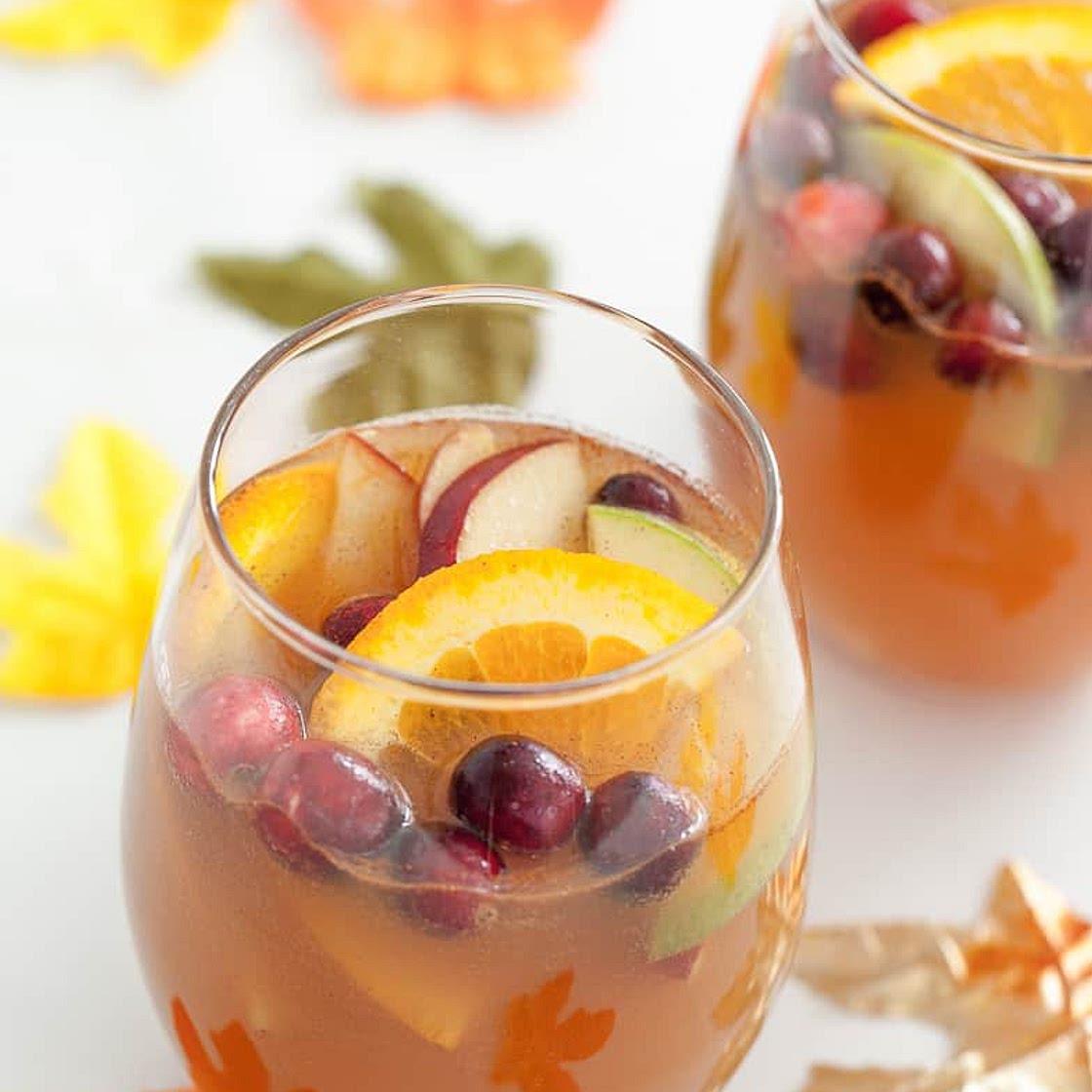 Thanksgiving Punch Recipe (with non alcoholic option!)