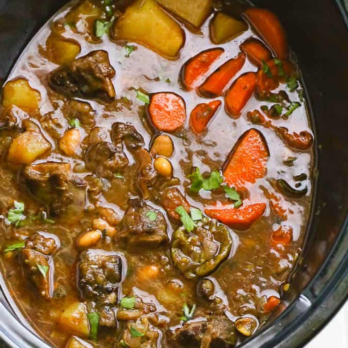 Slow Cooker Oxtail Soup
