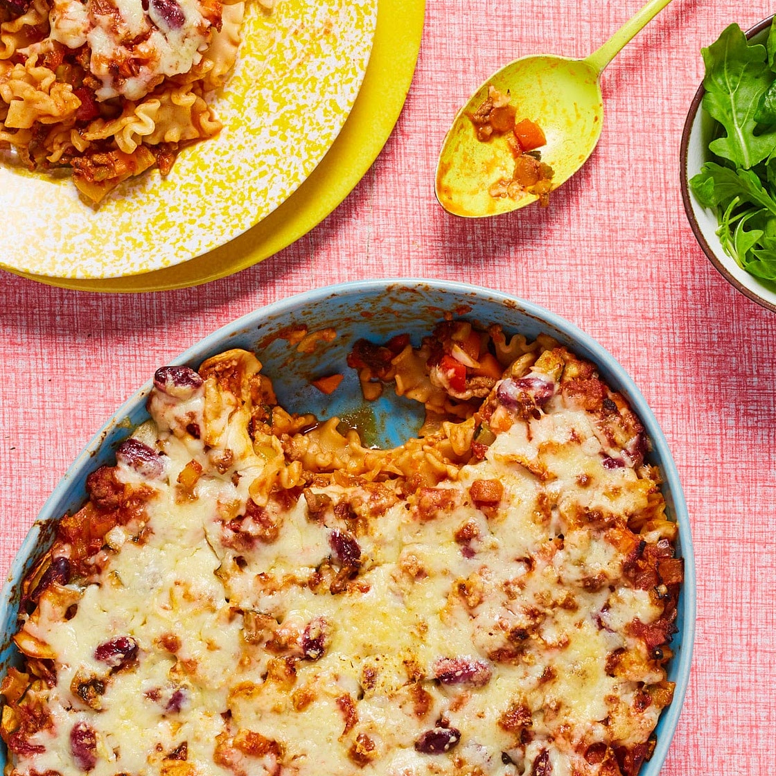 Chilli Pasta Bake | Slimming & Weight Watchers Friendly