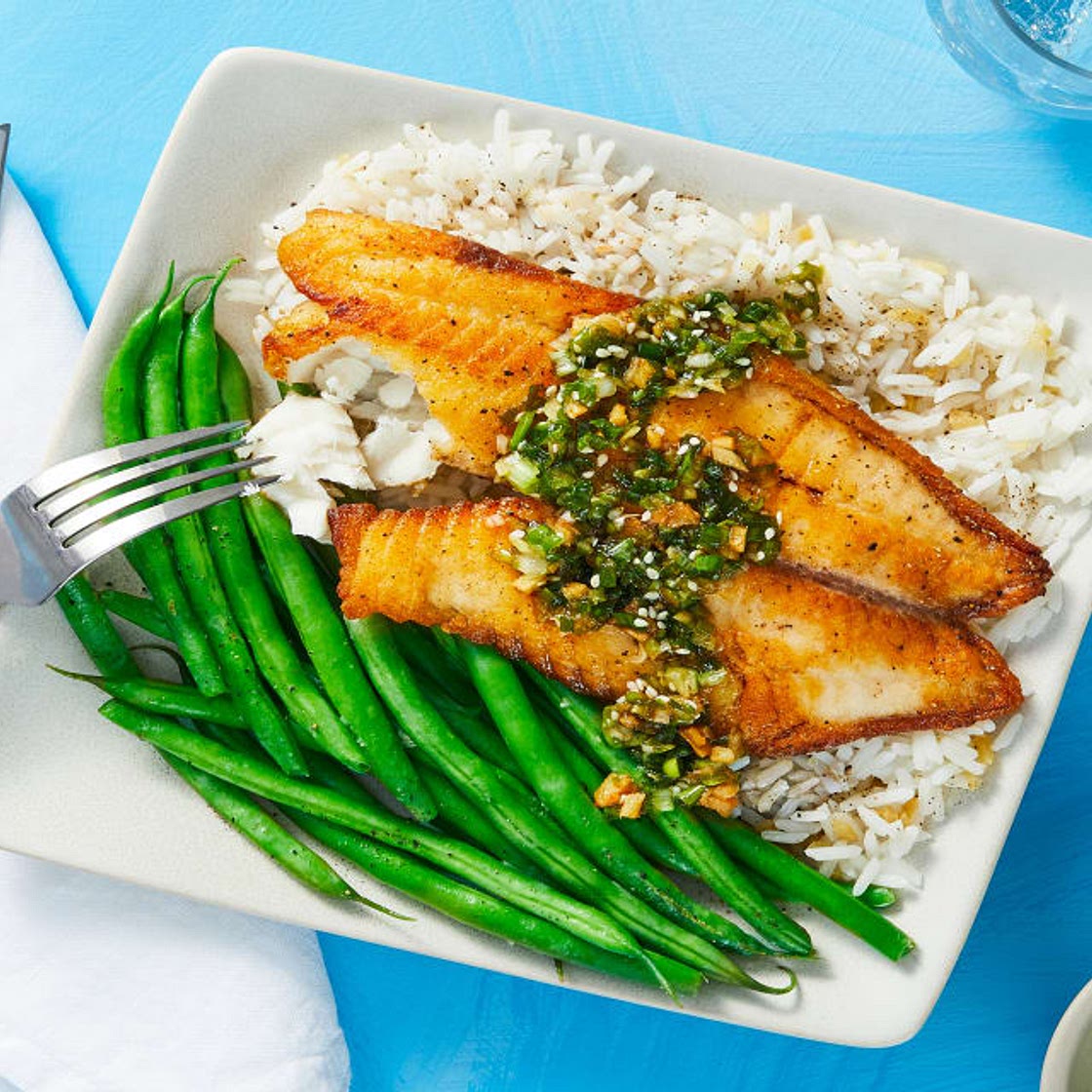 Tilapia with Scallion Sriracha Pesto over Ginger Rice with Green Beans