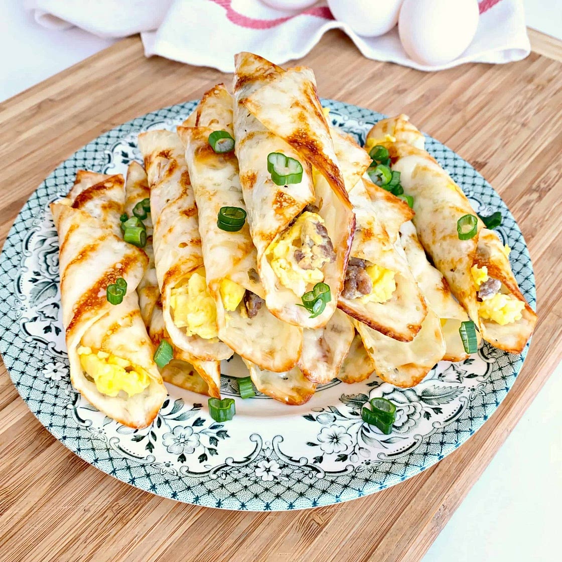 KETO BREAKFAST ROLL UPS