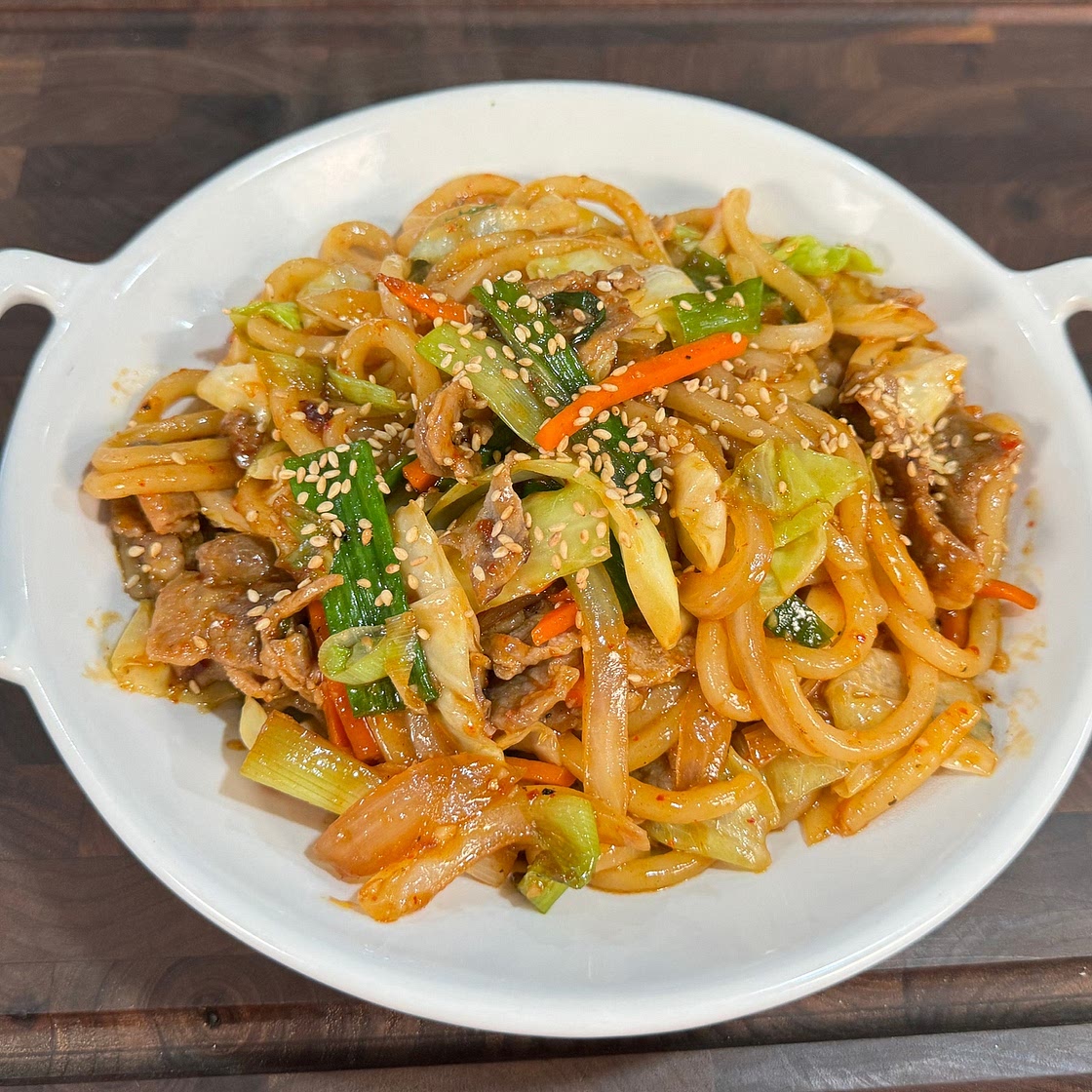 복잡한 재료 NO! 냉장고 재료로 만드는 초간단 볶음우동 🍜✨