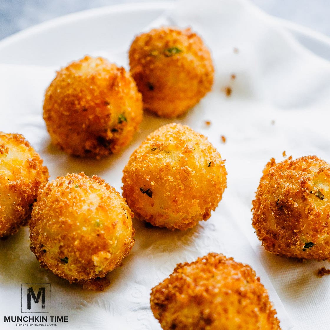 Deep Fried Jalapeno Cheese Balls