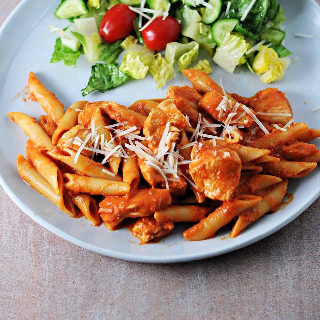 Chicken & Penne Pasta with Vodka Sauce