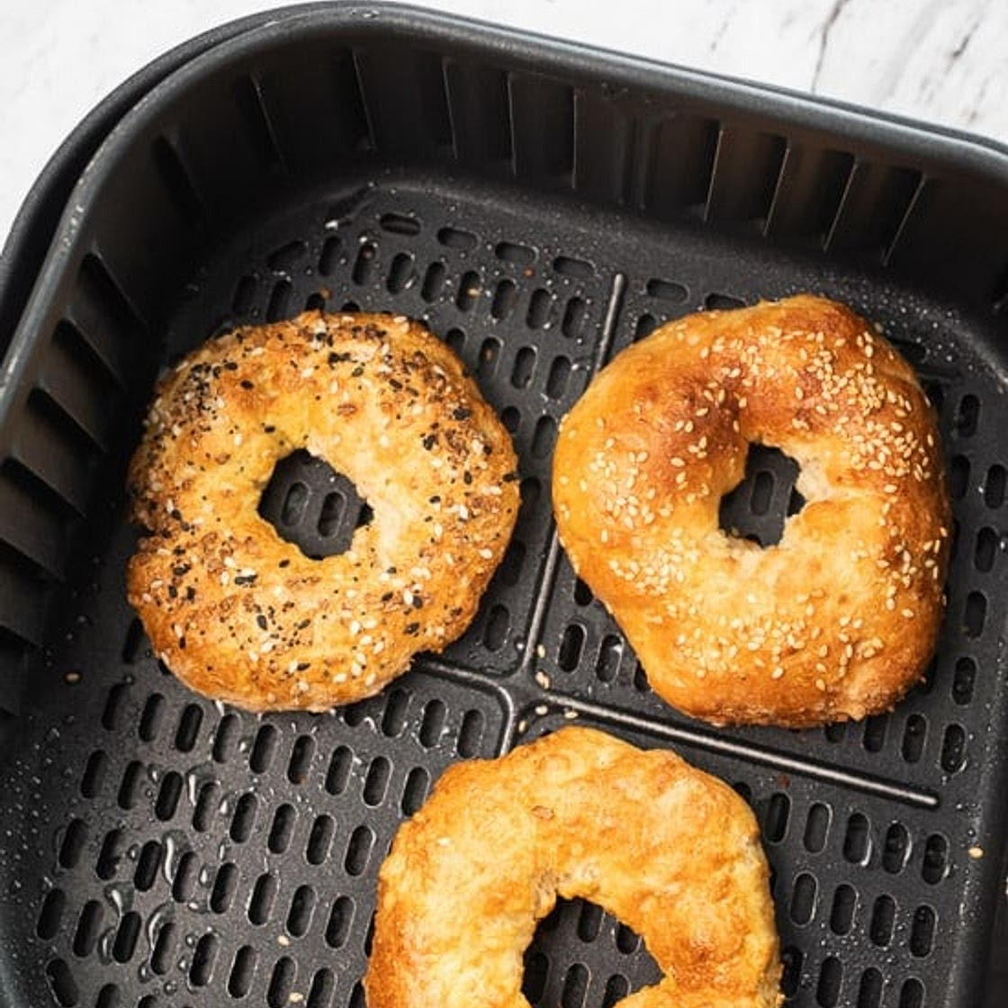 Easy 3-Ingredient AIR FRYER Homemade Bagels