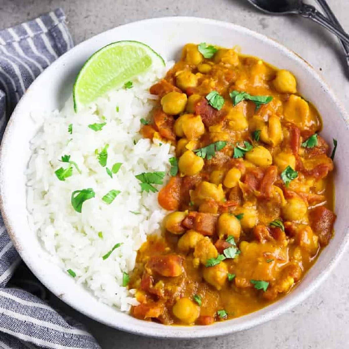 Easy Vegan Chickpea Curry