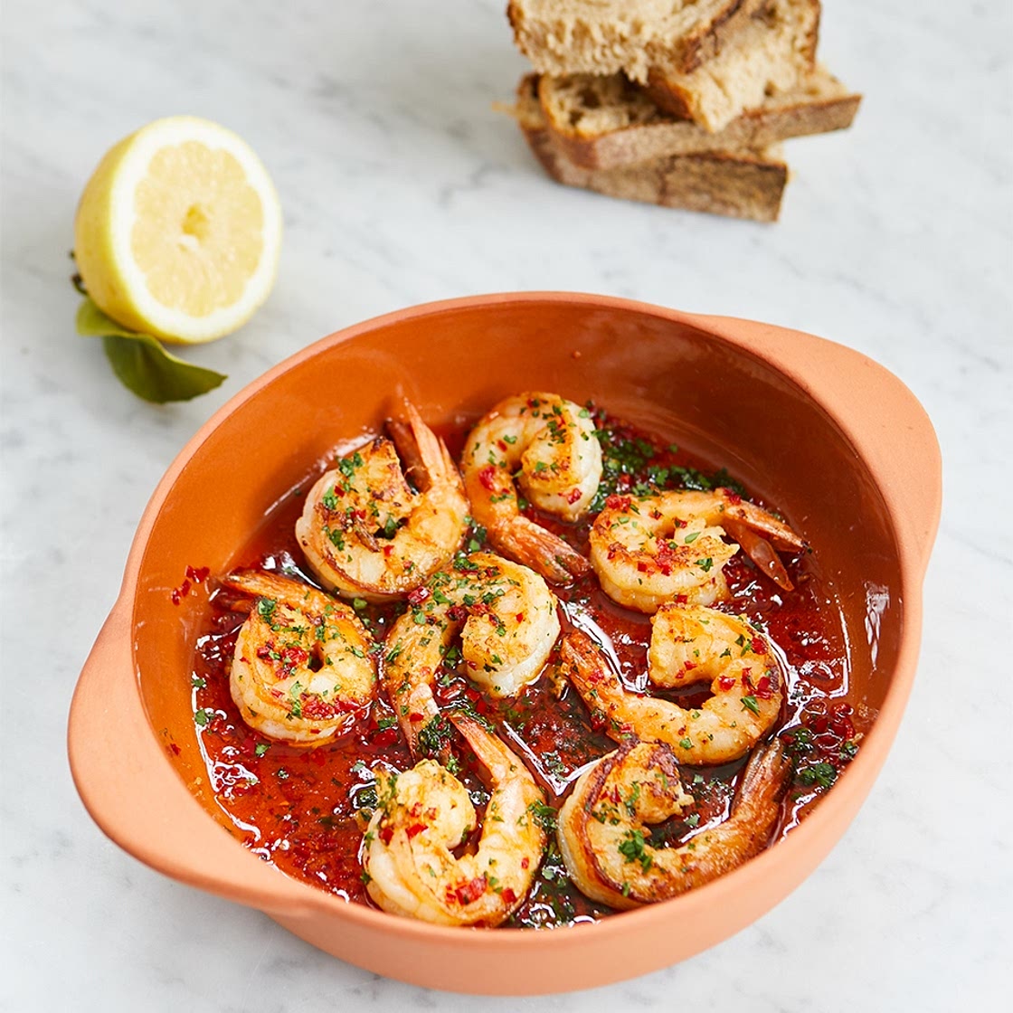 Patsy's garlic & chilli prawns