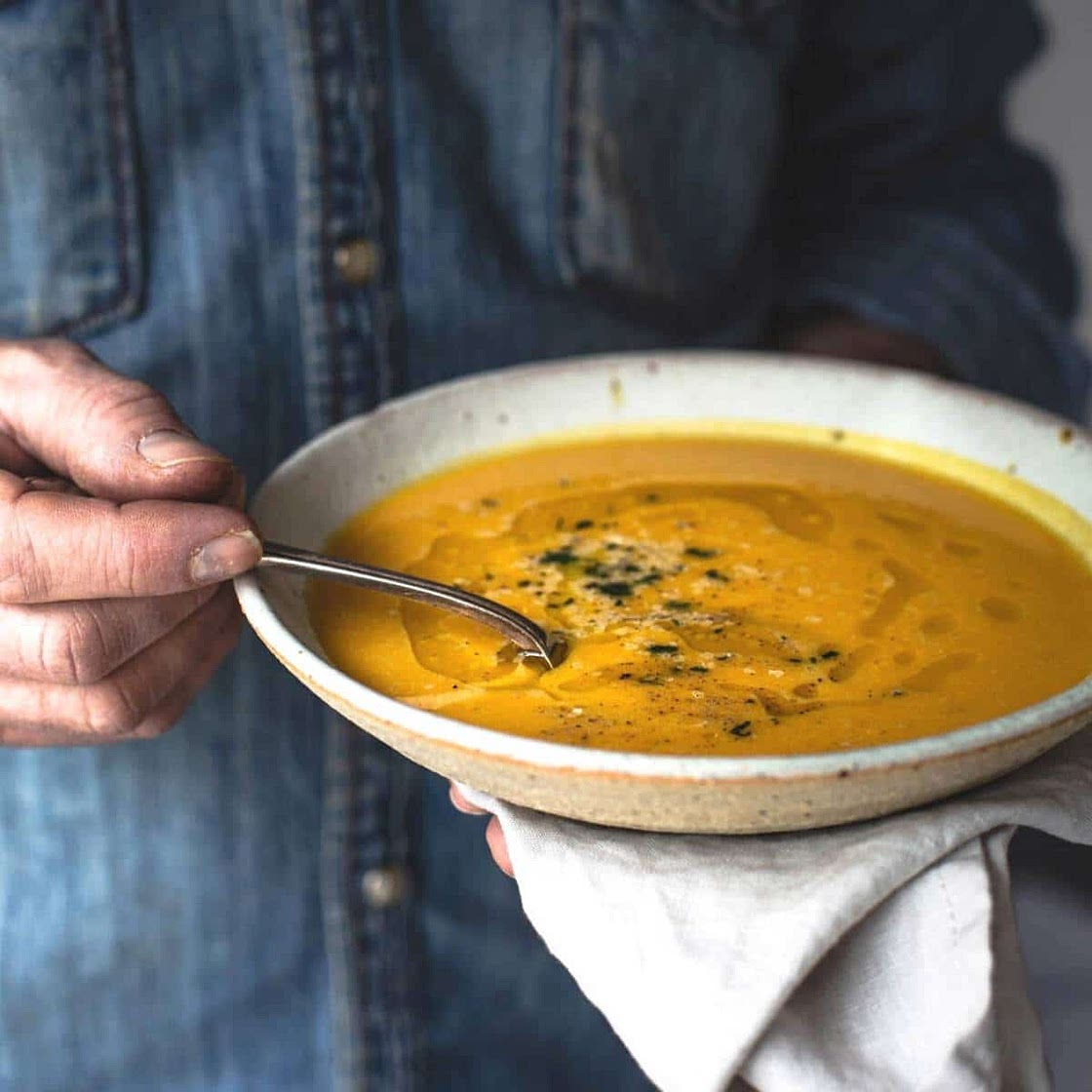 5-Ingredient Pumpkin Lentil Soup with Ginger