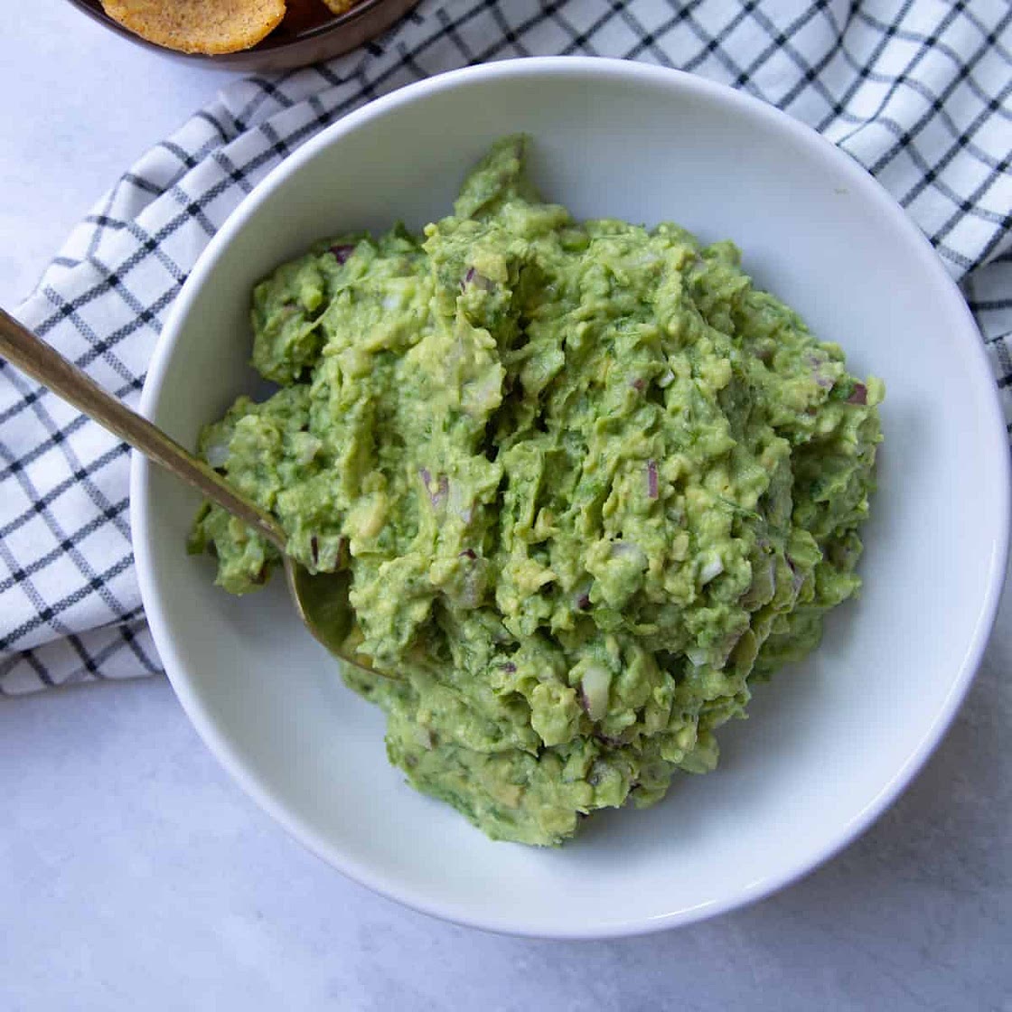 4 Ingredients Guacamole