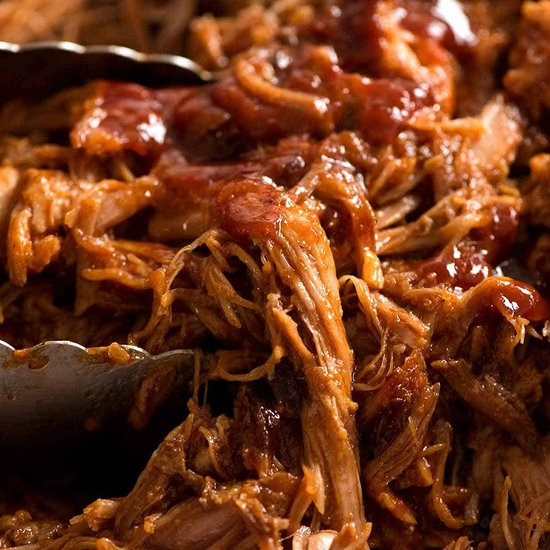 Pulled Pork with BBQ Sauce - easy slow cooker recipe