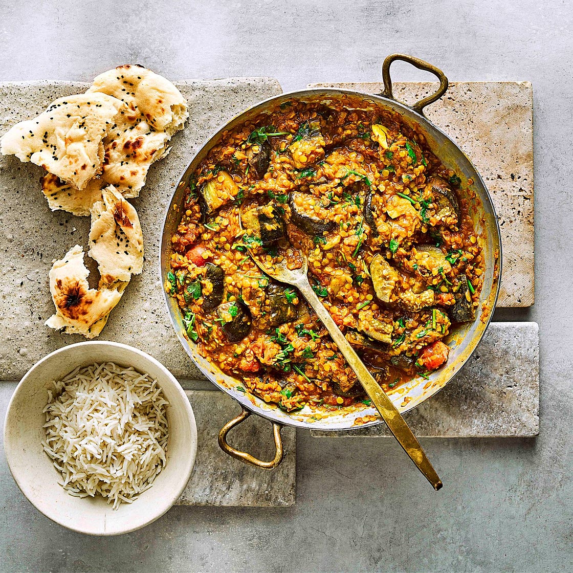 Vegan aubergine curry