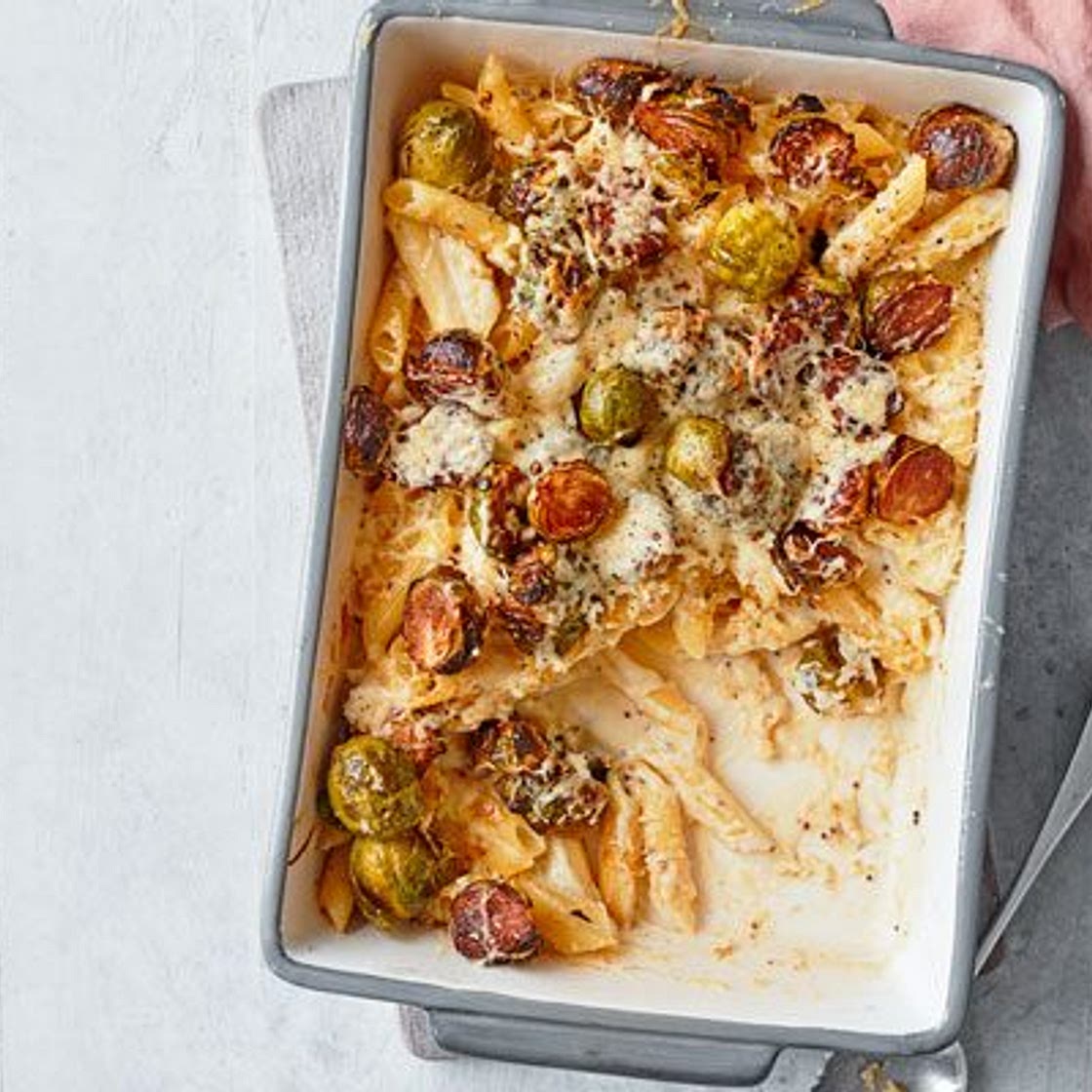 Cheesy sprout pasta bake