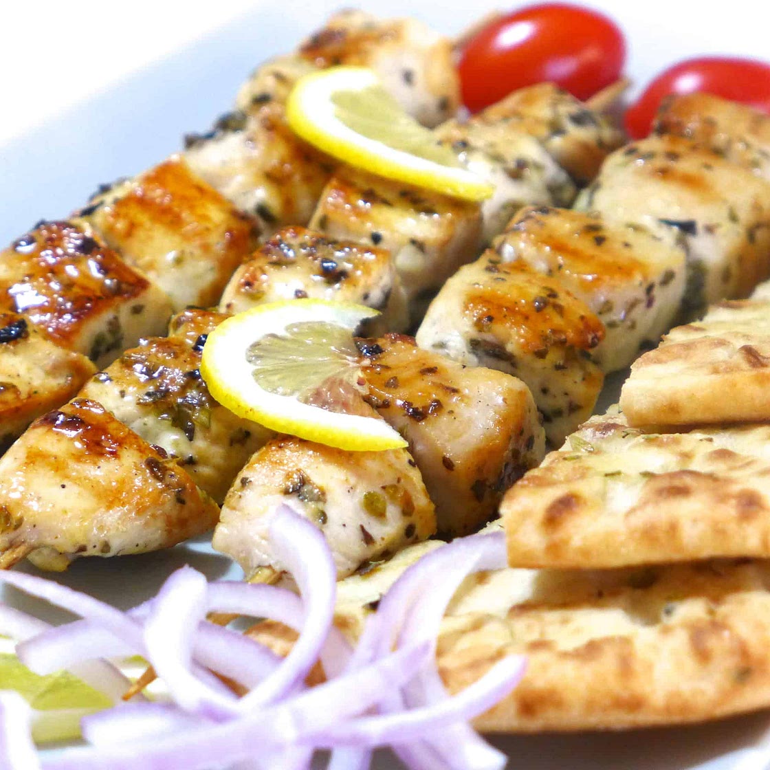 Greek Chicken Souvlaki recipe (Skewers) with Tzatziki
