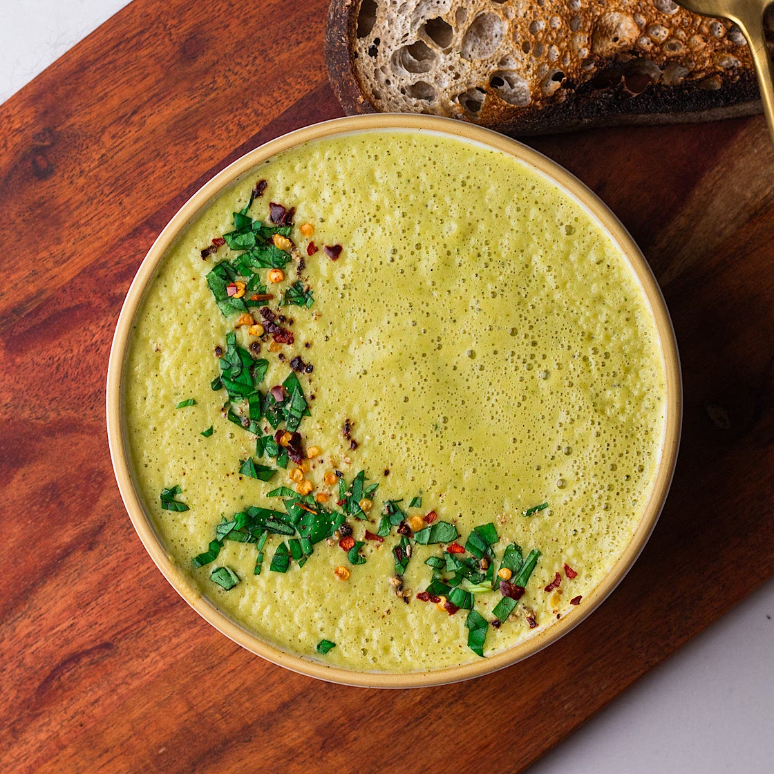 Creamy zucchini cottage cheese soup