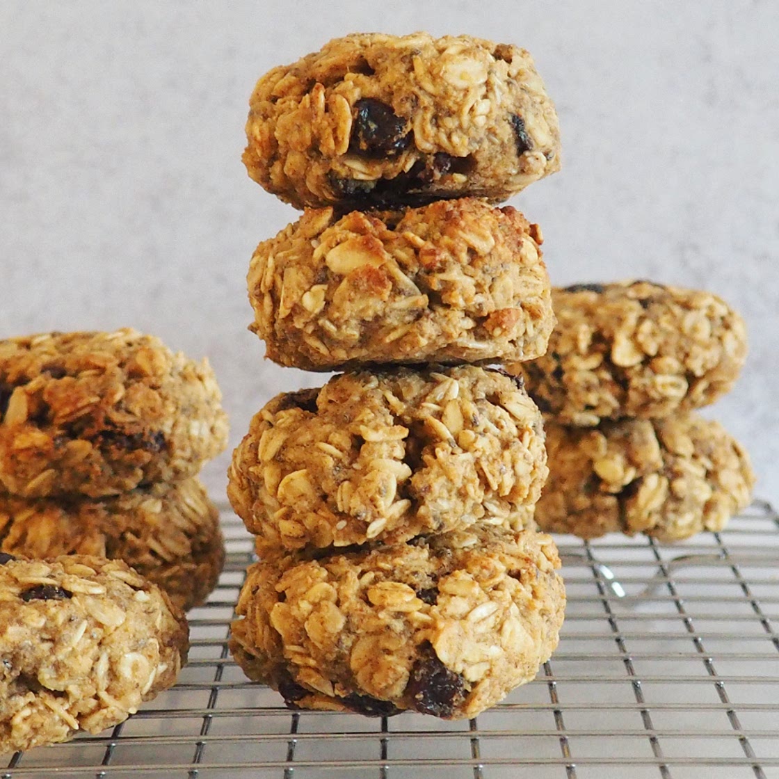 Healthy Oatmeal Raisin Cookies