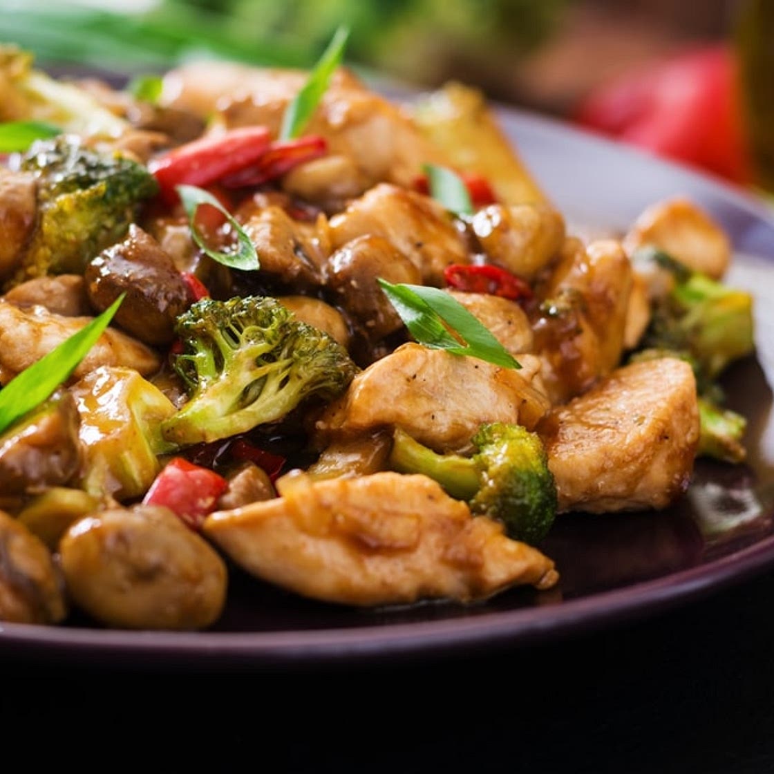 Keto Chicken Stir Fry (Low Carb)