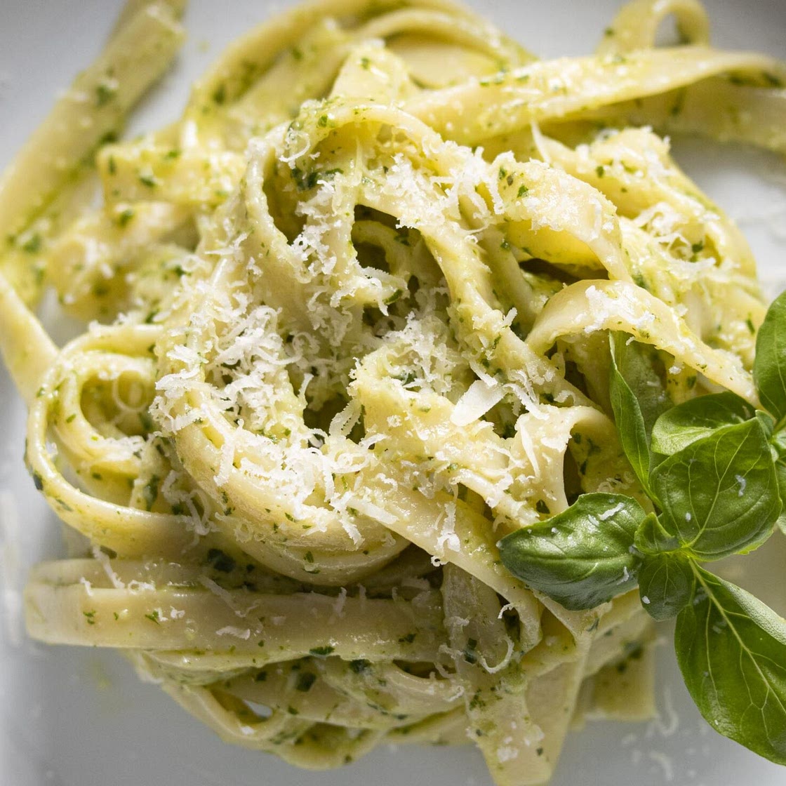 Fettuccine al Pesto