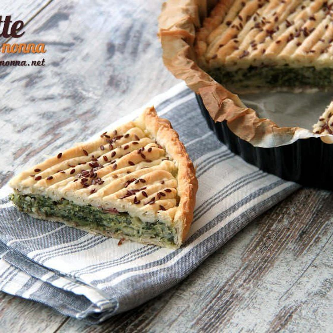 Torta salata con catalogna e speck