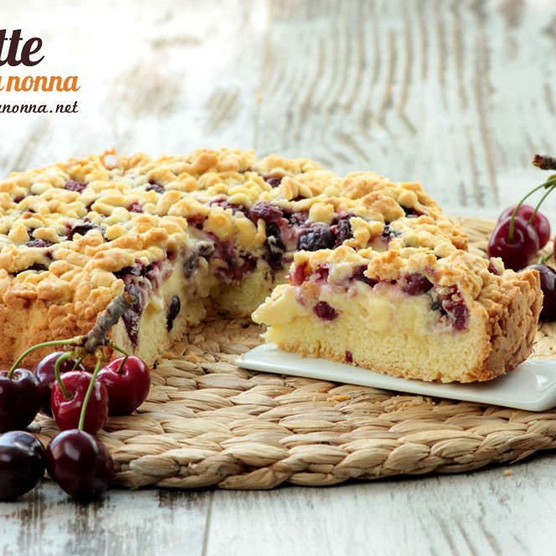 Sbriciolata alle ciliegie