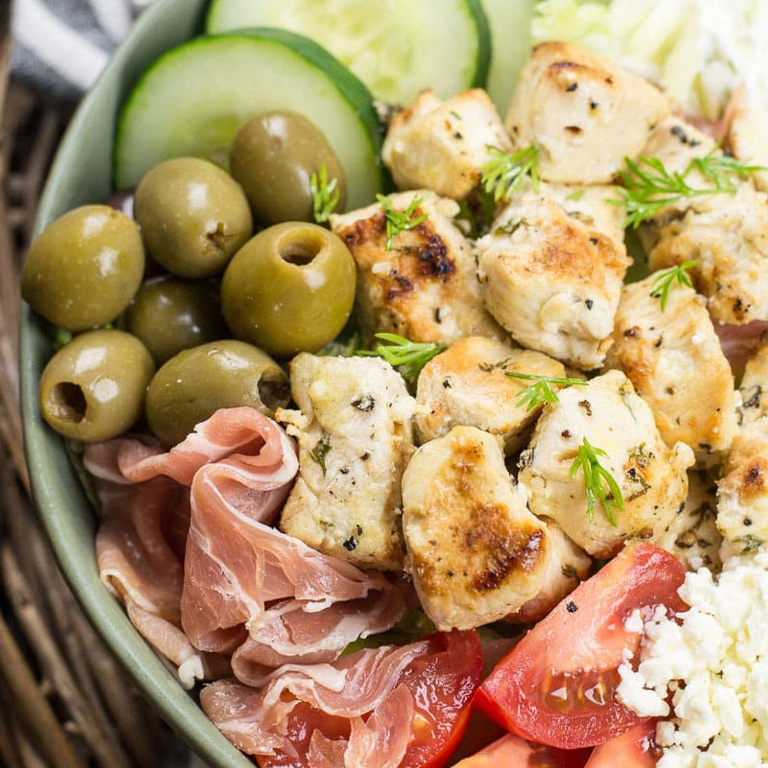 Greek Chicken Power Bowls (low carb + meal prep)