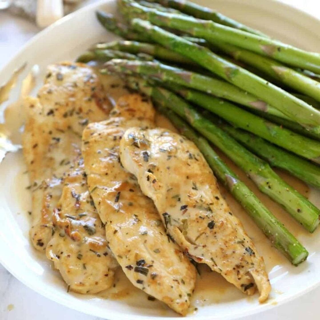 15-Minute Chicken Dijon with Asparagus