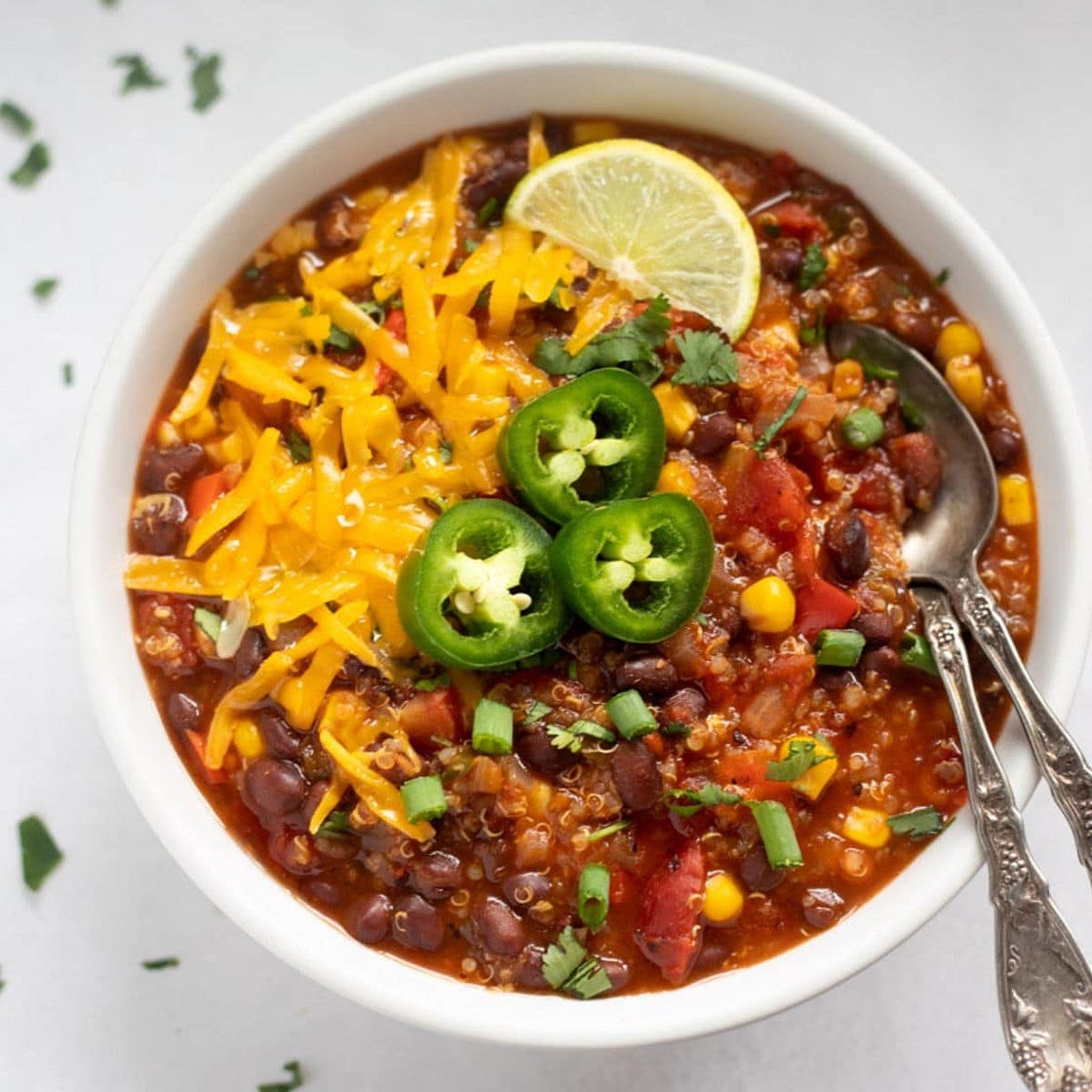 Instant Pot Vegetarian Chili with Quinoa