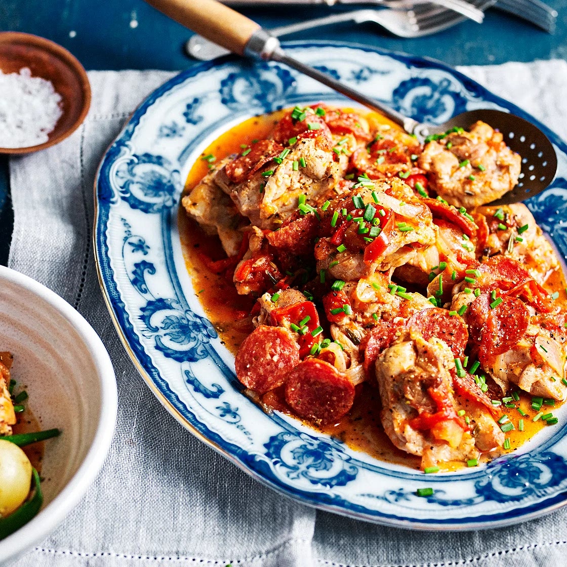 Slow-cooker Italian-style chicken with tomatoes and pepperoni